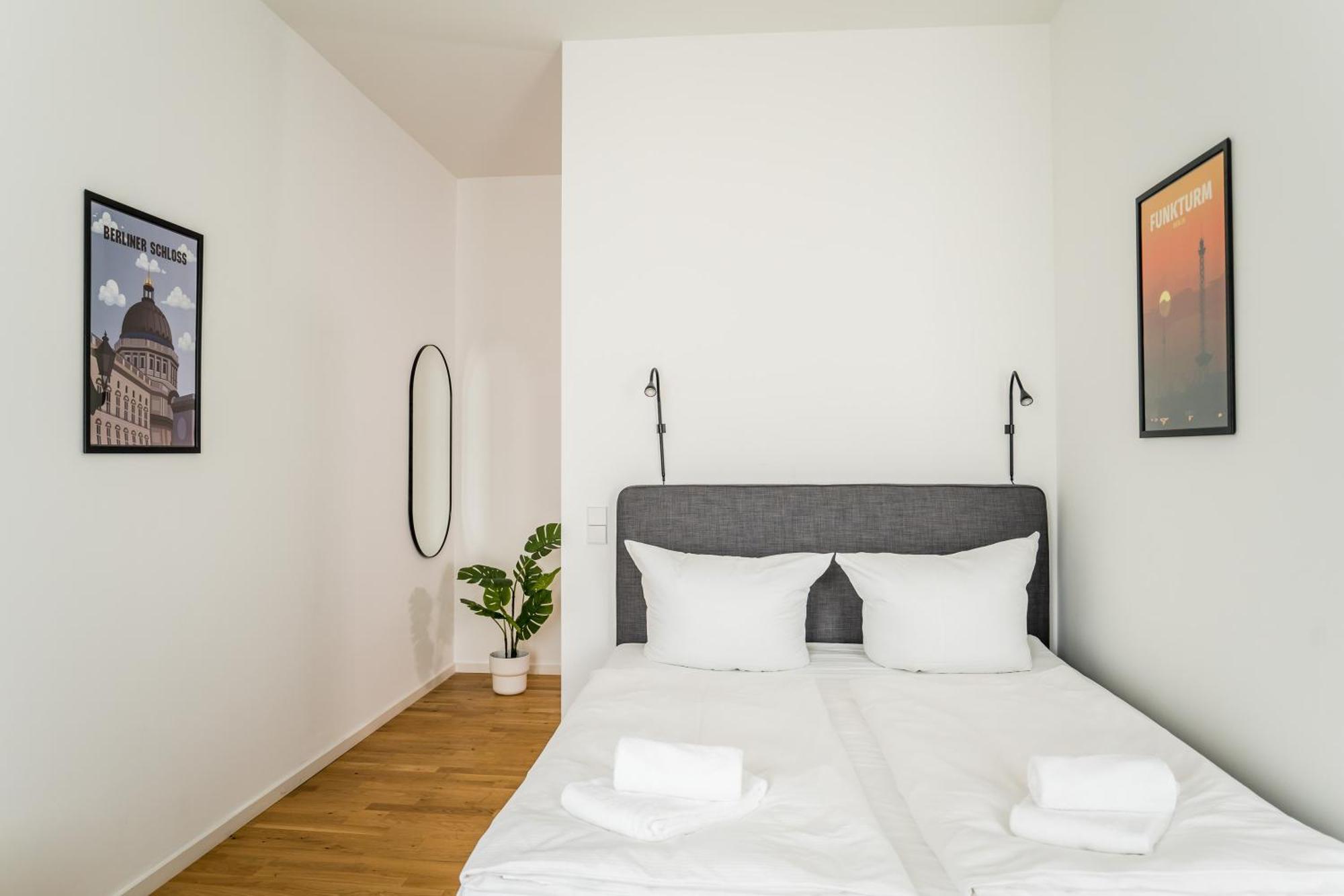 Homaris Apartments Schlueterstrasse Berlín Exterior foto