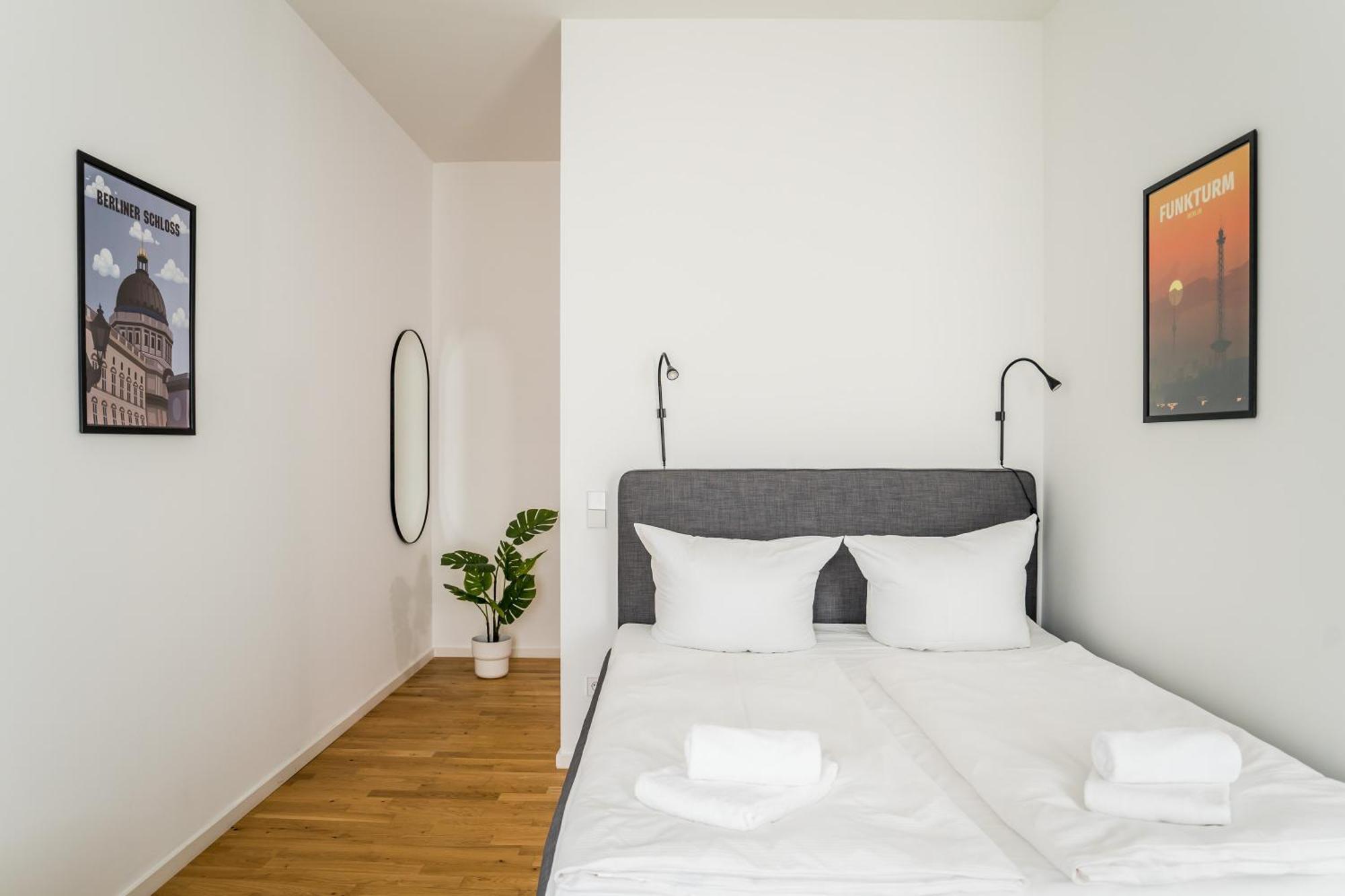 Homaris Apartments Schlueterstrasse Berlín Exterior foto